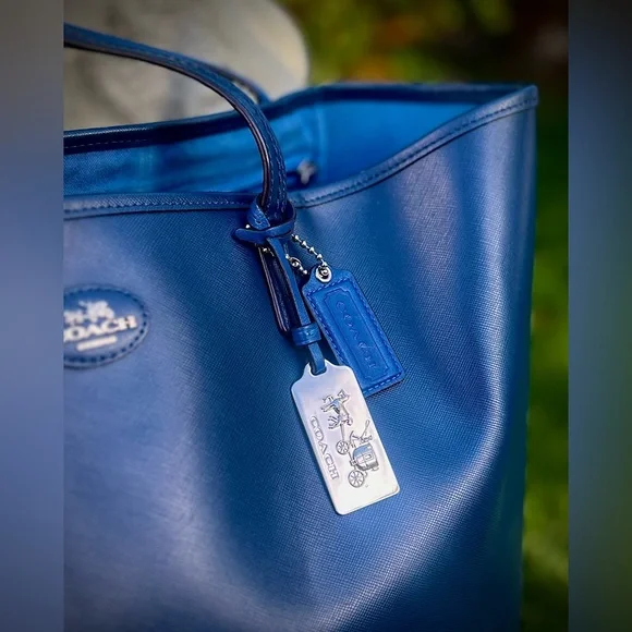 Coach Blue Leather Tote Bag With Original Hang Tags - Picture 2 of 14